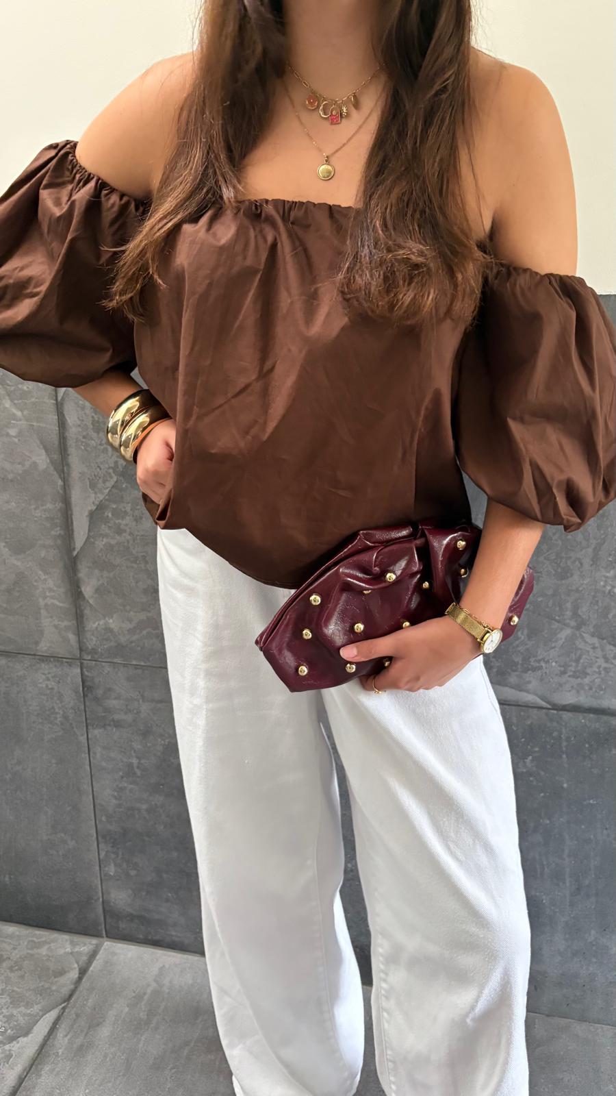Off shoulder top Bruin